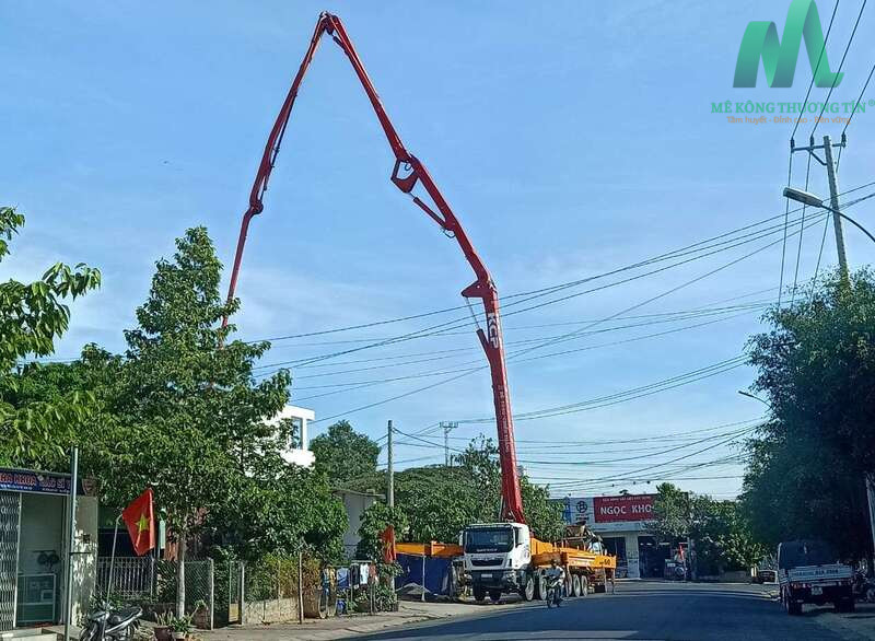 Xe-be-tong-tuoi-anhbia Bạn cần mua xe bê tông tươi nhưng chưa biết mua loại nào?