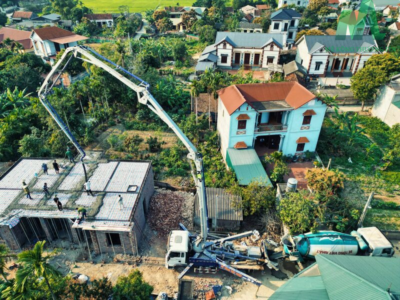 Bạn thắc mắc có nên đổ mái bằng bê tông tươi cho căn nhà của mình hay không?