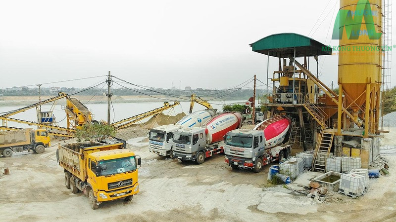 Trạm trộn và vận chuyển của công ty Hoàng Sở