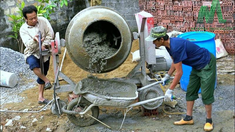 Đổ bê tông tươi: Khái niệm, báo giá & so sánh với bê tông tự trộn 5 do-be-tong-tuoi