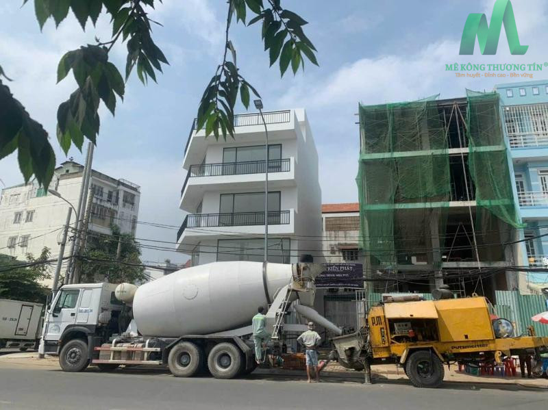 Cấu tạo của xe bê tông tươi có nhiều bộ phận quan trọng