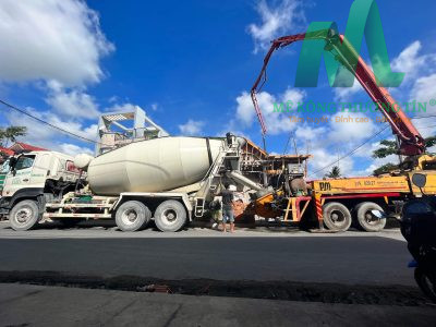 xe phun bê tông tươi