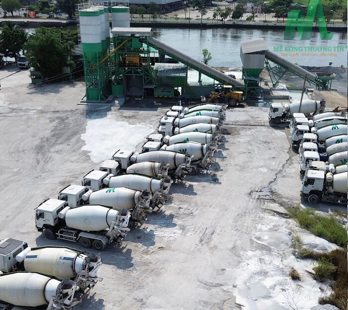 Vật liệu này còn được ứng dụng trong sản xuất gạch, ngói chịu nhiệt