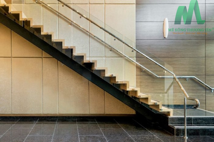 bố trí thép cầu thang