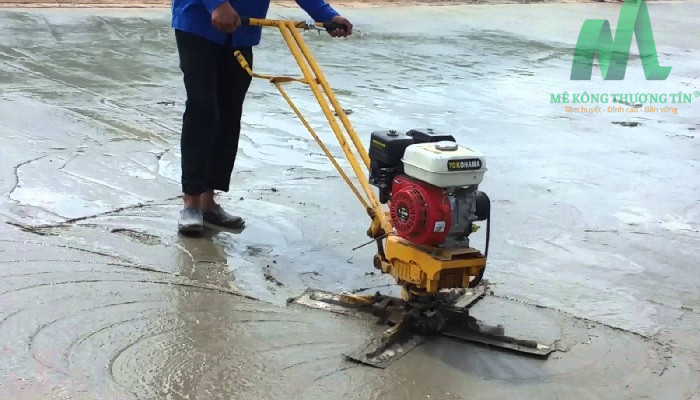 Máy xoa nền bê tông là gì? 4 lợi ích lớn của máy 4 Máy xoa nền có cấu tạo đơn giản