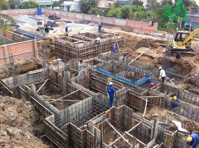 Tìm hiểu 4 loại cốp pha móng được sử dụng phổ biến 2 Cốp pha móng giúp tạo nên nền móng vững chắc của bê tông