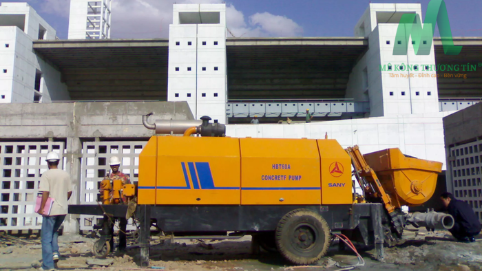 Máy bơm bê tông tĩnh