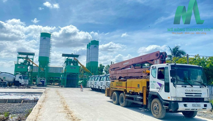 Máy bơm bê tông tĩnh