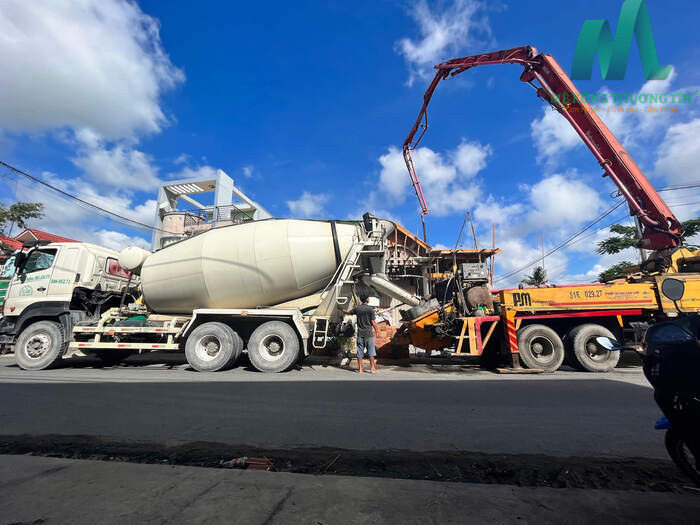 Máy bơm bê tông tĩnh