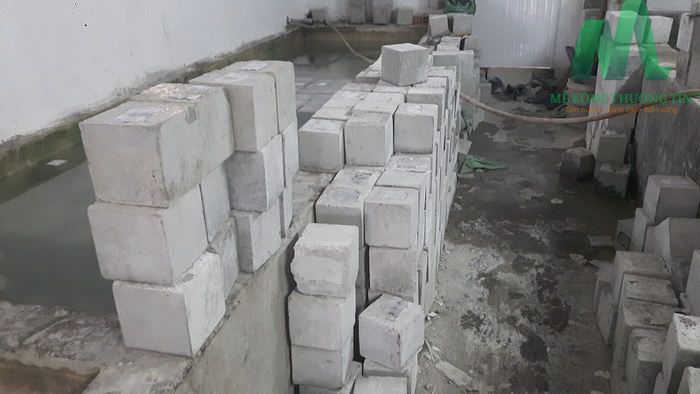 Chất lượng xi măng cũng ảnh hưởng lớn đến cường độ nén của bê tông 