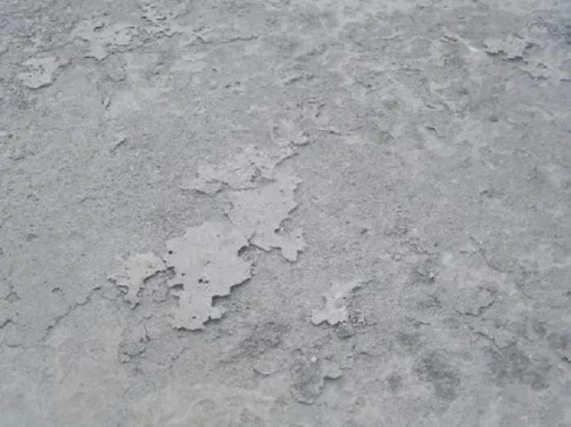 Bê tông bị trắng mặt gây ảnh hưởng đến chất lượng công trình 