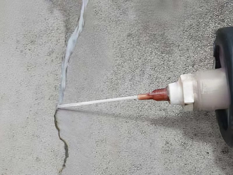 Chống thấm khe nứt bê tông 