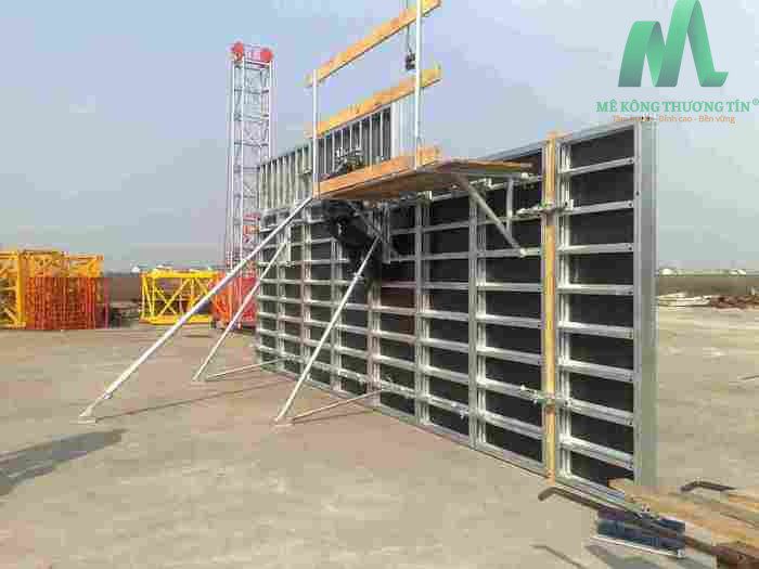 cốp pha định hình