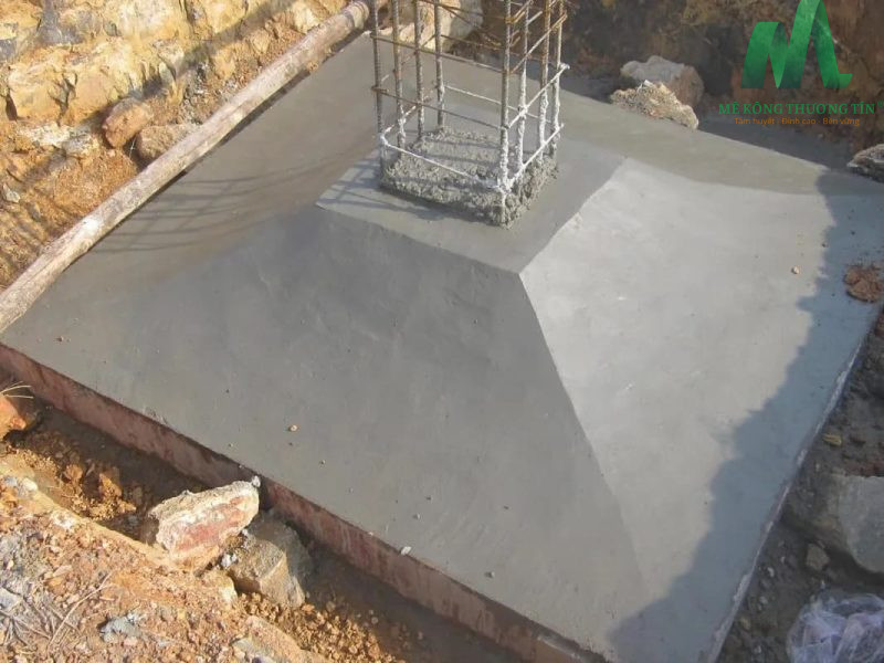 Móng cốc đơn đặt dưới cột công trình xây dựng