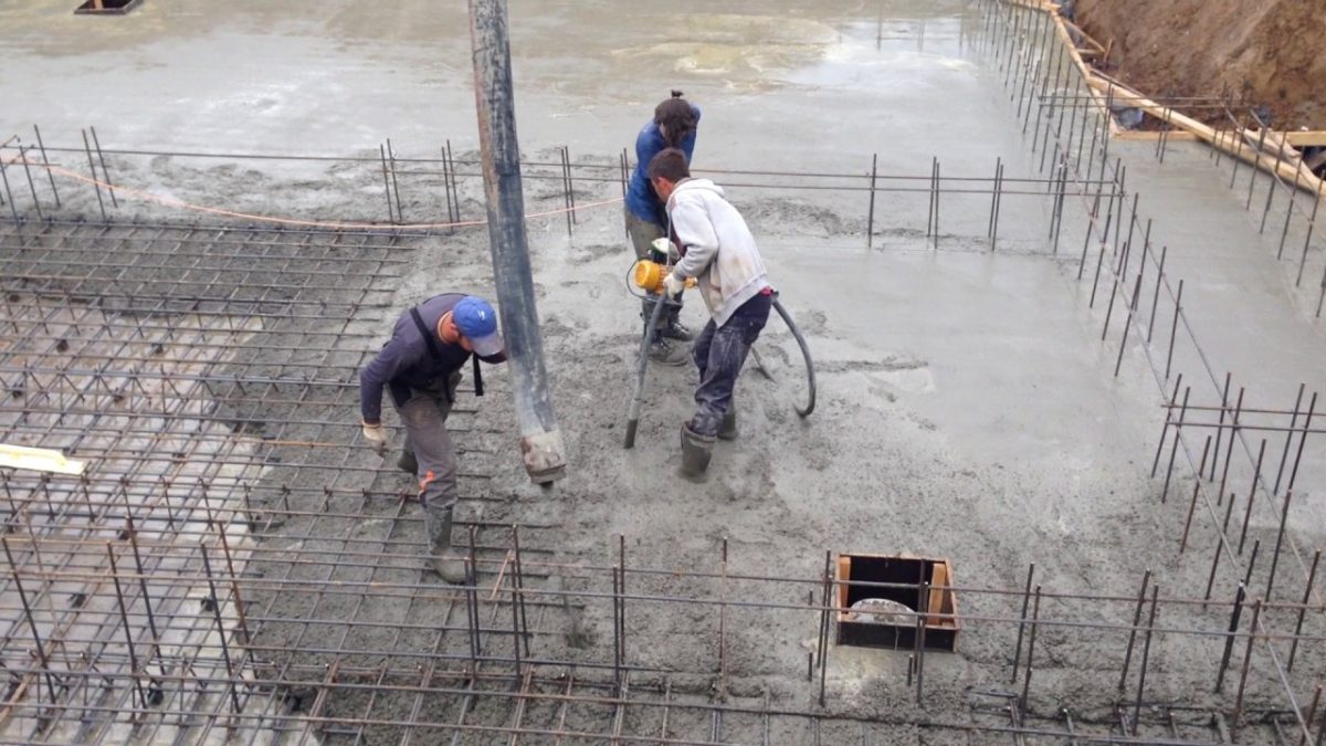 sat-do-be-tong Sắt đổ bê tông trong xây dựng