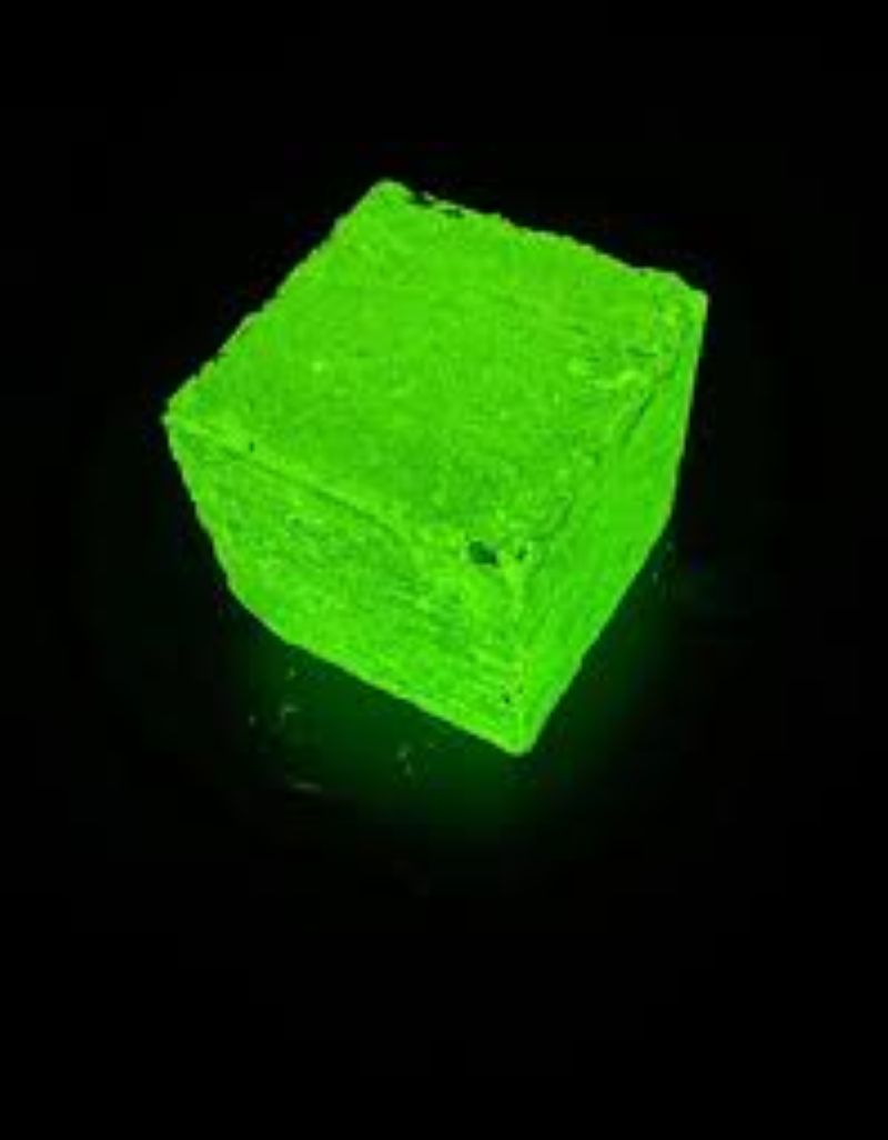 Bê tông phát sáng trong đêm tối 