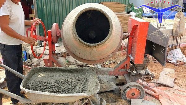 Tỷ Lệ Mác Bê Tông Trong Xây Dựng: Cách Phối Trộn Và Những Điều Cần Lưu Ý 4 Trộn bê tông theo tỷ lệ khác nhau