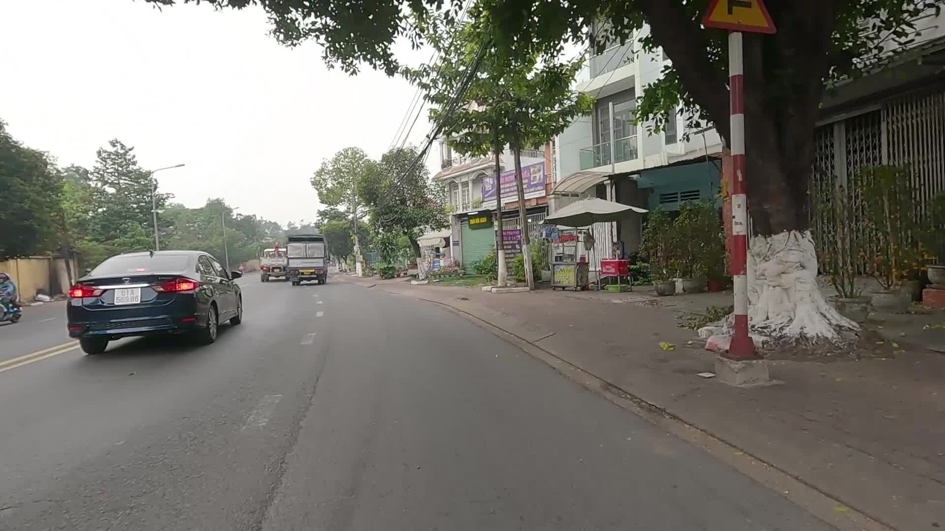 Thi Công Bê Tông Nhựa Nóng: Quy Trình, Tiêu Chuẩn Kỹ Thuật Và Lưu Ý Quan Trọng 3 Thi công bê tông nhựa nóng các tuyến đường giao thông di chuyển